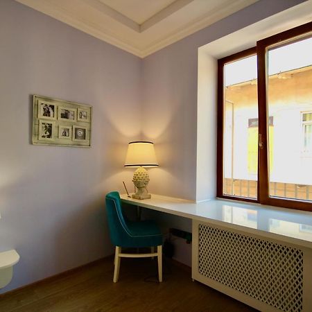 Romantic Lux Vivaldi Suite Svobode Avenue 39 Λβιβ Εξωτερικό φωτογραφία